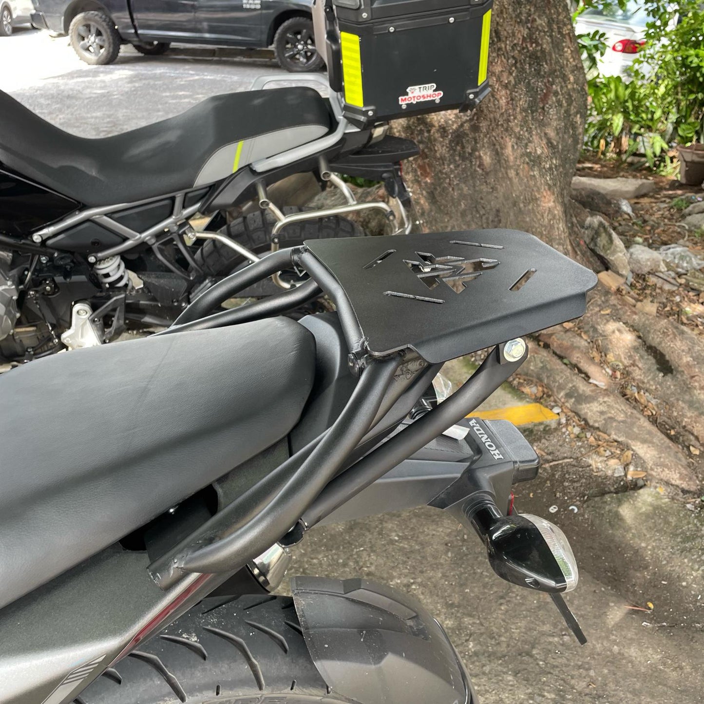 Parrilla Honda X-BLADE
