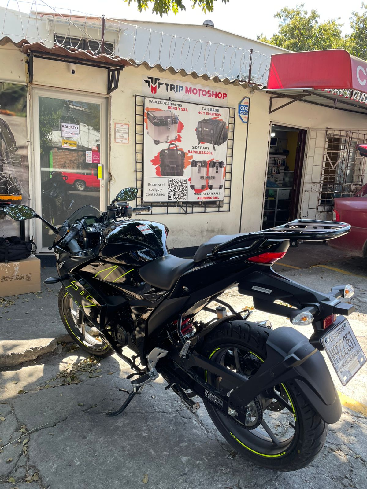 Parrilla GIXXER