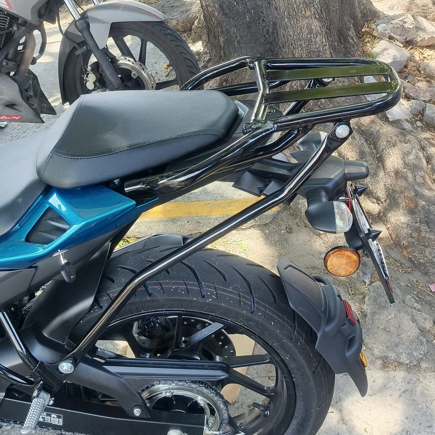 Parrilla FZ25