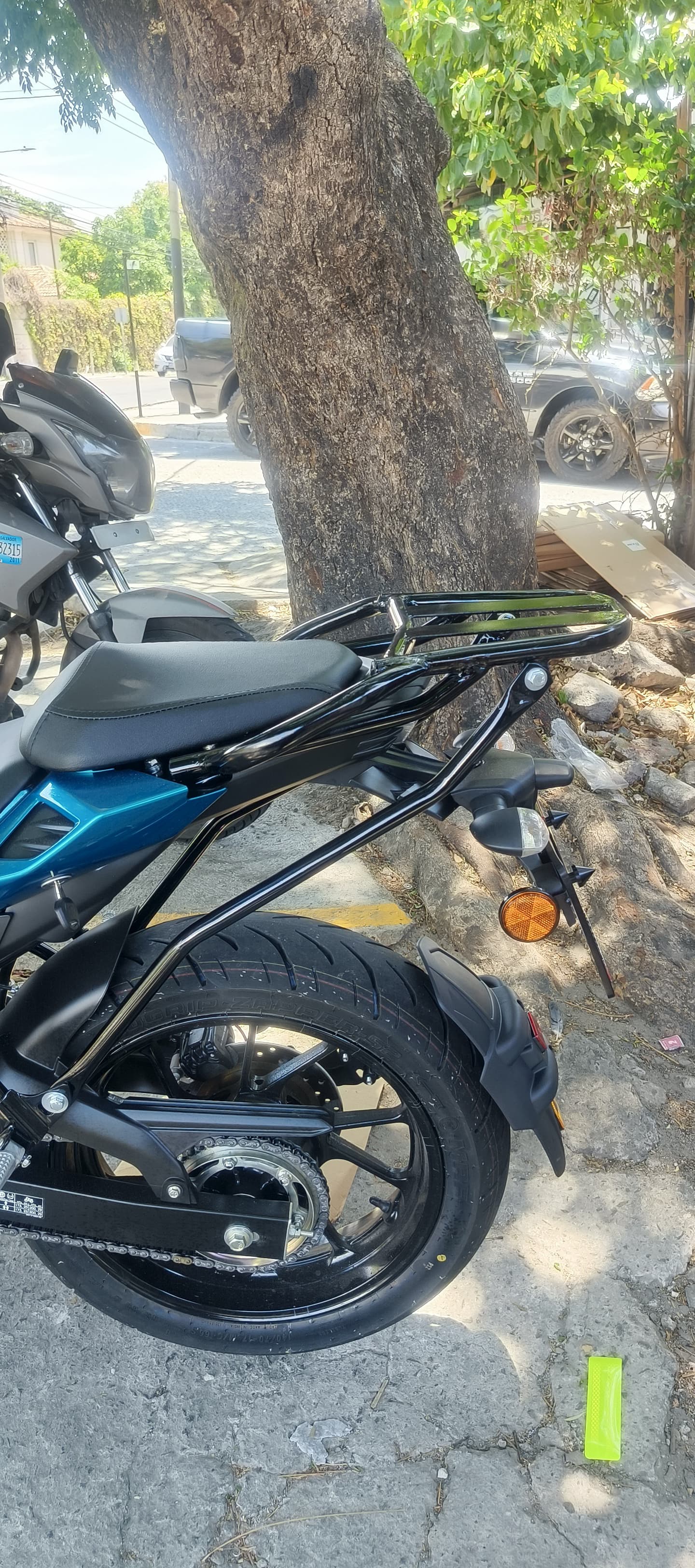 Parrilla FZ25